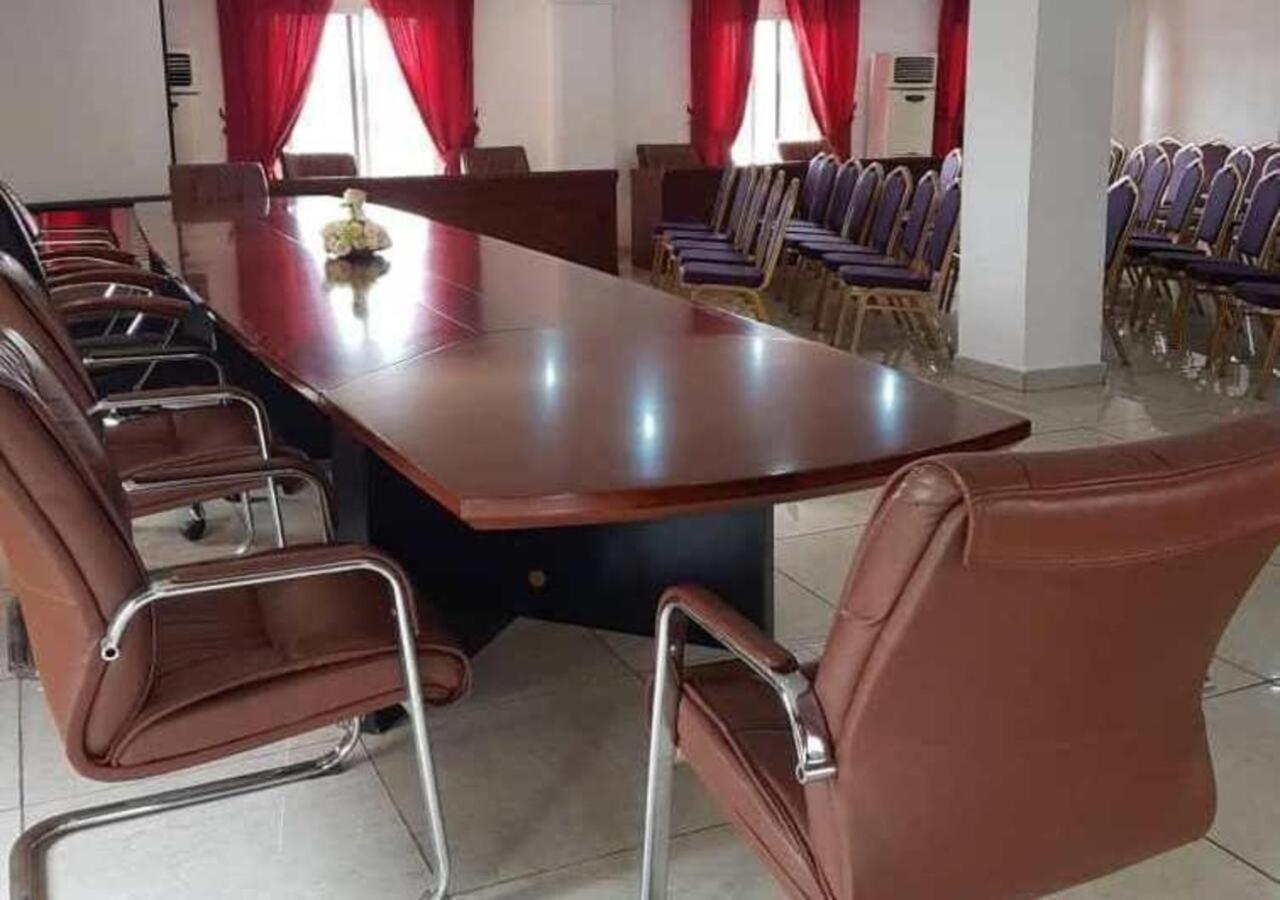 Hotel Imperial Libreville Buitenkant foto